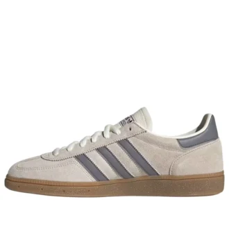 adidas handball spezial bliss trace grey noble maroon 1 330x330 - Adidas Handball Spezial &bdquo;Bliss Trace Grey Noble Maroon&rdquo;